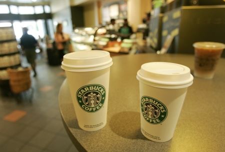 Starbucks, în gări şi aeroporturi