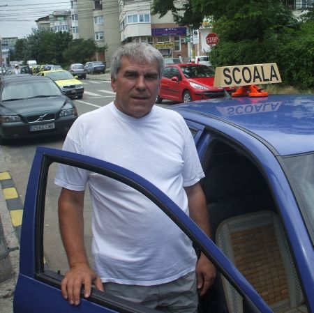 AUTODENUNŢ ÎN EXCLUSIVITATE PENTRU EVZ: 14 ani de dat şpagă