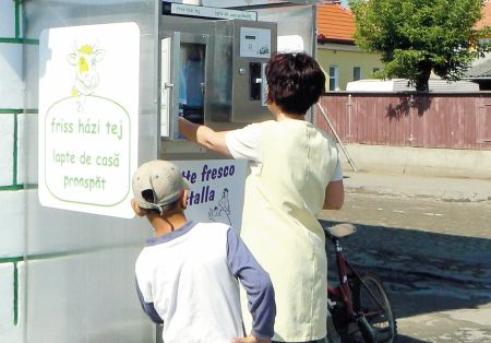 Automat de lapte la Sfântu Gheorghe