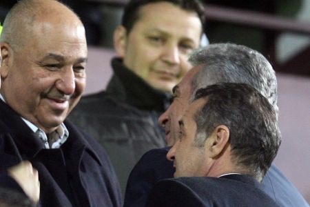 Becali, interzis în Giuleşti