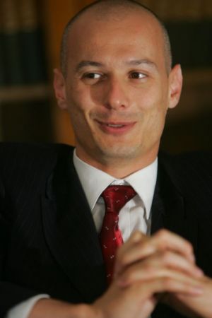 Bogdan Olteanu, impus cu forţa candidat din partea PNL sector 1
