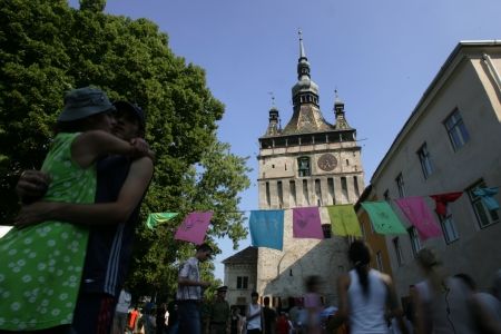 Festivalurile de tradiţie intră în plin sezon