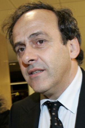 Platini îl susţine pe Domenech