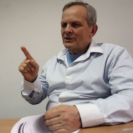 Stolojan: "Tranziţia îşi urmează cursul de închidere"