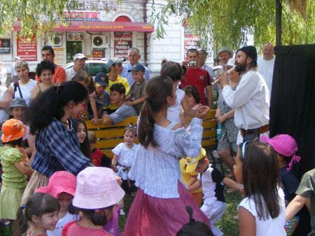 Tradiţiile se întrec în festival