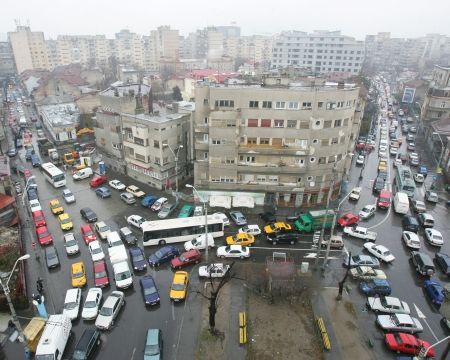 Traficul în anumite zone din Capitală, oprit temporar