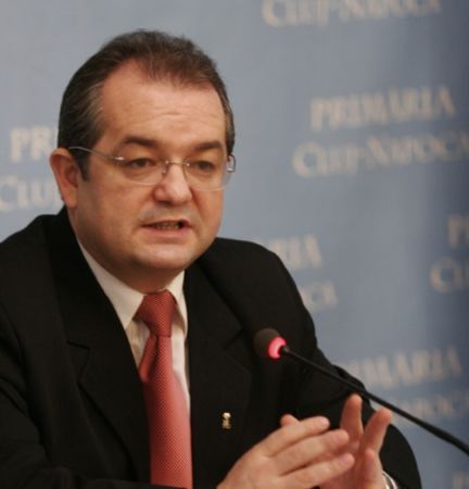 Boc: "Mona Muscă e propunere de la Neamţ"