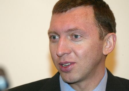 Deripaska a pus ochii pe Hummer