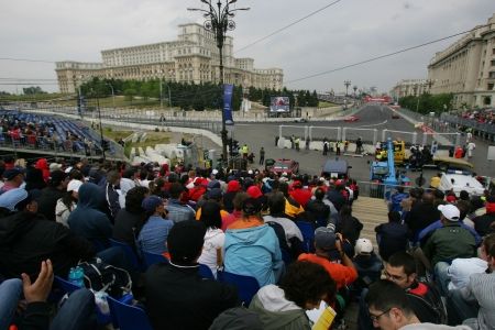 Formula 3 închide traficul în centrul Capitalei