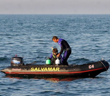 Înot printre peşti şi căluţi de mare