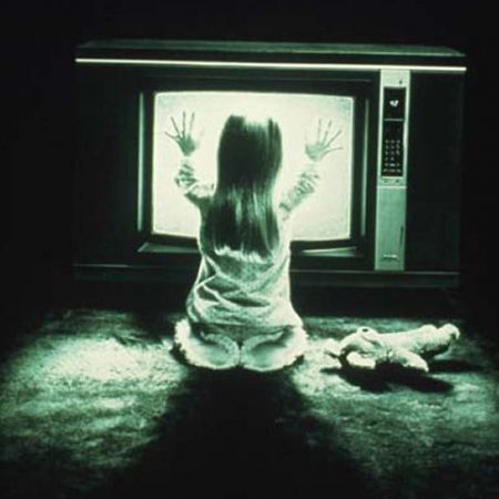 "Poltergeist" revine|VIDEO