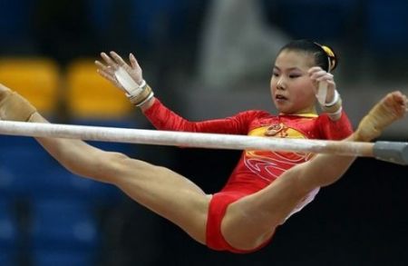 Vârsta campioanelor chineze provoacă scandal în gimnastică