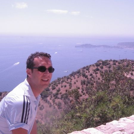 Adrian Bucur, vacanţă pe Riviera Franceză