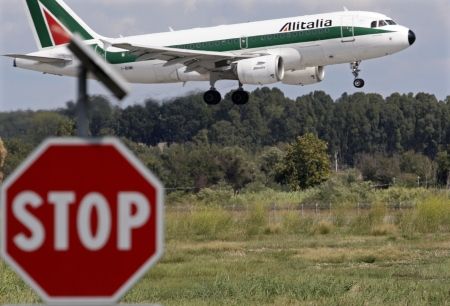 Alitalia, conectată la aparate