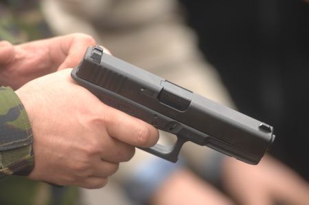 Dreptate făcută cu pistolul