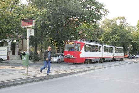 Ora de iarnă scoate RATB-ul din dilema tehnică estivală