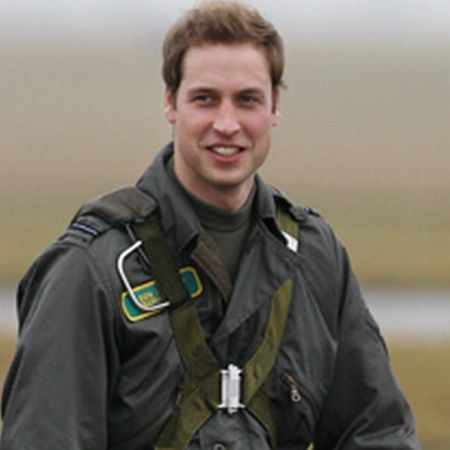 Prinţul William, pilot în Royal Air Force