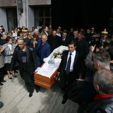 Ştefan Iordache, înmormântat cu onoruri militare