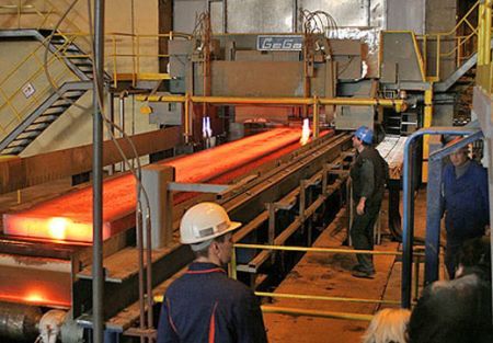 ArcelorMittal trimite acasă 6.700 de angajaţi francezi