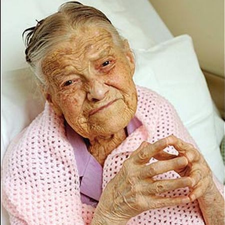 Cea mai bătrână virgină din lume are 105 ani