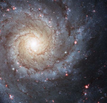 Experţii NASA "vindecă" bătrânul telescop Hubble