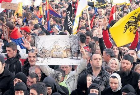 Manifestaţii violente anti-Kosovo în Muntenegru