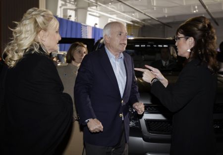 McCain, tras în jos de Sarah Palin