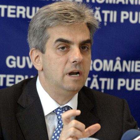 Nicolăescu i-a convins pe medicii rezidenţi să renunţe la proteste