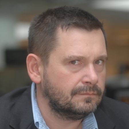 BOGDAN HRIB: Cui îi este frică de poveşti?