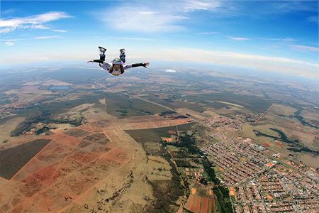 Fotografia săptămânii - Above the earth