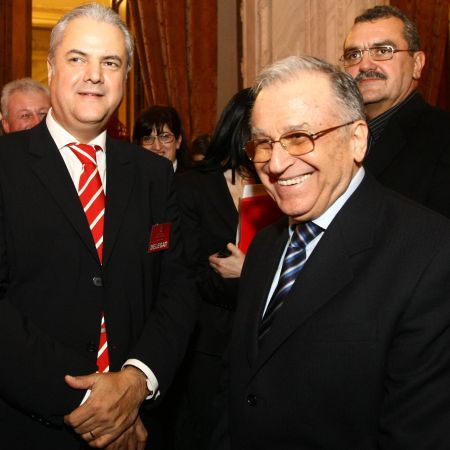 Iliescu iritat de: "Stima noastră şi mândria, Adrian din România"