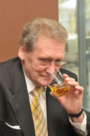 Robert Hicks dictează de 48 de ani gustul whisky-ului