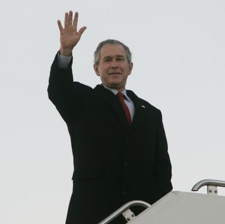 Bush, vizită surpriză în Irak