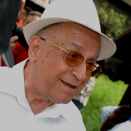 Iliescu: Desemnarea lui Stolojan, semnal de alarmă privind intenţiile lui Băsescu