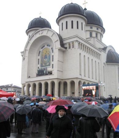 Prima catedrală ortodoxă de după 1989, inaugurată la Arad