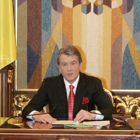 Tensiuni între Rusia şi Ucraina: cetăţenii cu cetăţenie dublă o vor pierde pe cea ucraineană