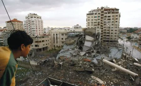 Bombardamentele israeliene asupra oraşului Gaza continuă