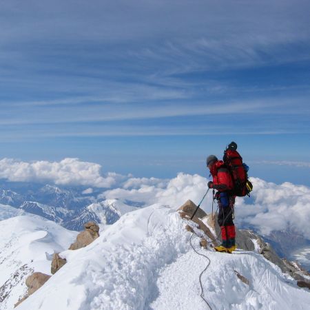 Doi români, pe cel mai înalt vârf din Antarctica