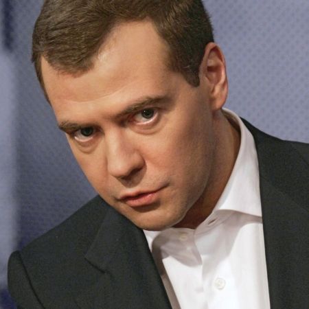 Medvedev denunţă glorificarea naziştilor