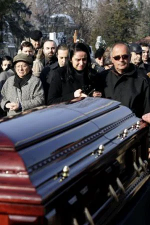 Mircea Stănescu, îngropat fără fast