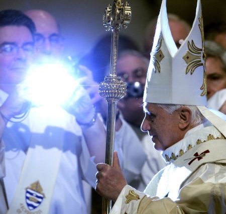 Papa Benedict, vedetă pe YouTube|VIDEO