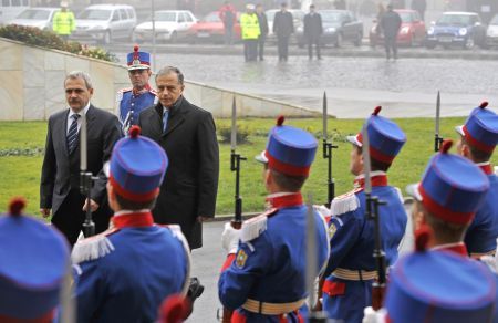 Preşedintele a fentat învestitura lui Dragnea