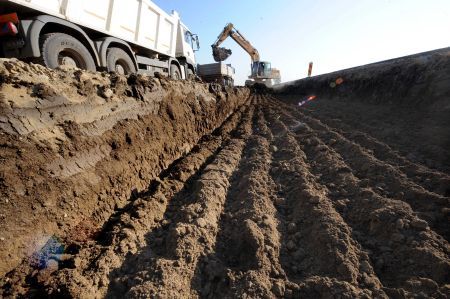 Viteza melcului la construirea autostrăzii Comarnic-Braşov