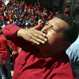 Chavez, de zece ani la conducerea Venezuelei
