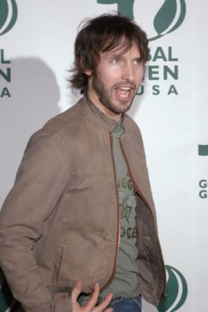 James Blunt vine azi în România