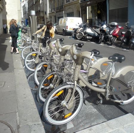 Jumătate dintre bicicletele de închiriat din Paris, furate