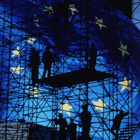 Liderii UE, convocaţi la Bruxelles pe tema crizei