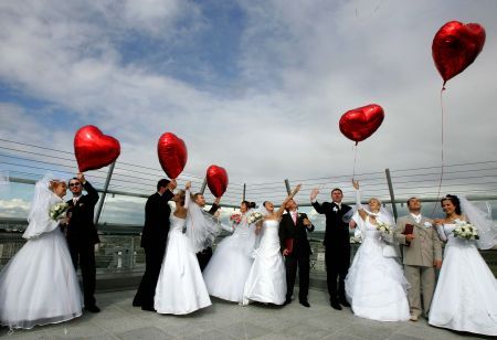 Număr record de căsătorii de Valentine’s Day