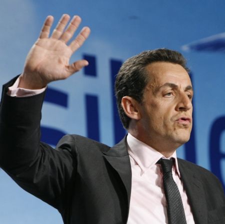 Sarkozy, vizită-surpriză în Bagdad