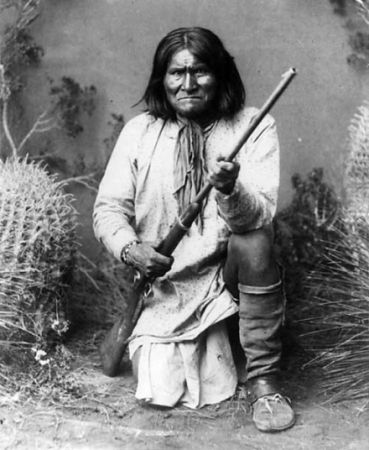 SUA recunoaşte meritele celebrului indian Geronimo